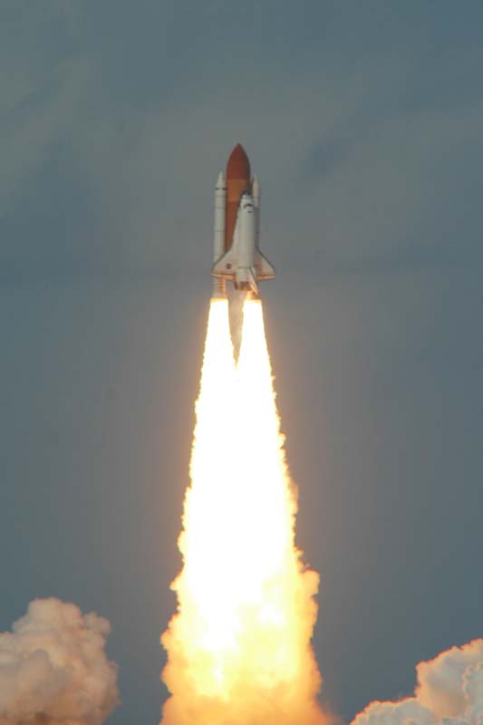 STS-122_24