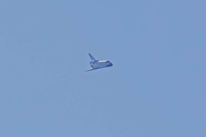 STS-129_18